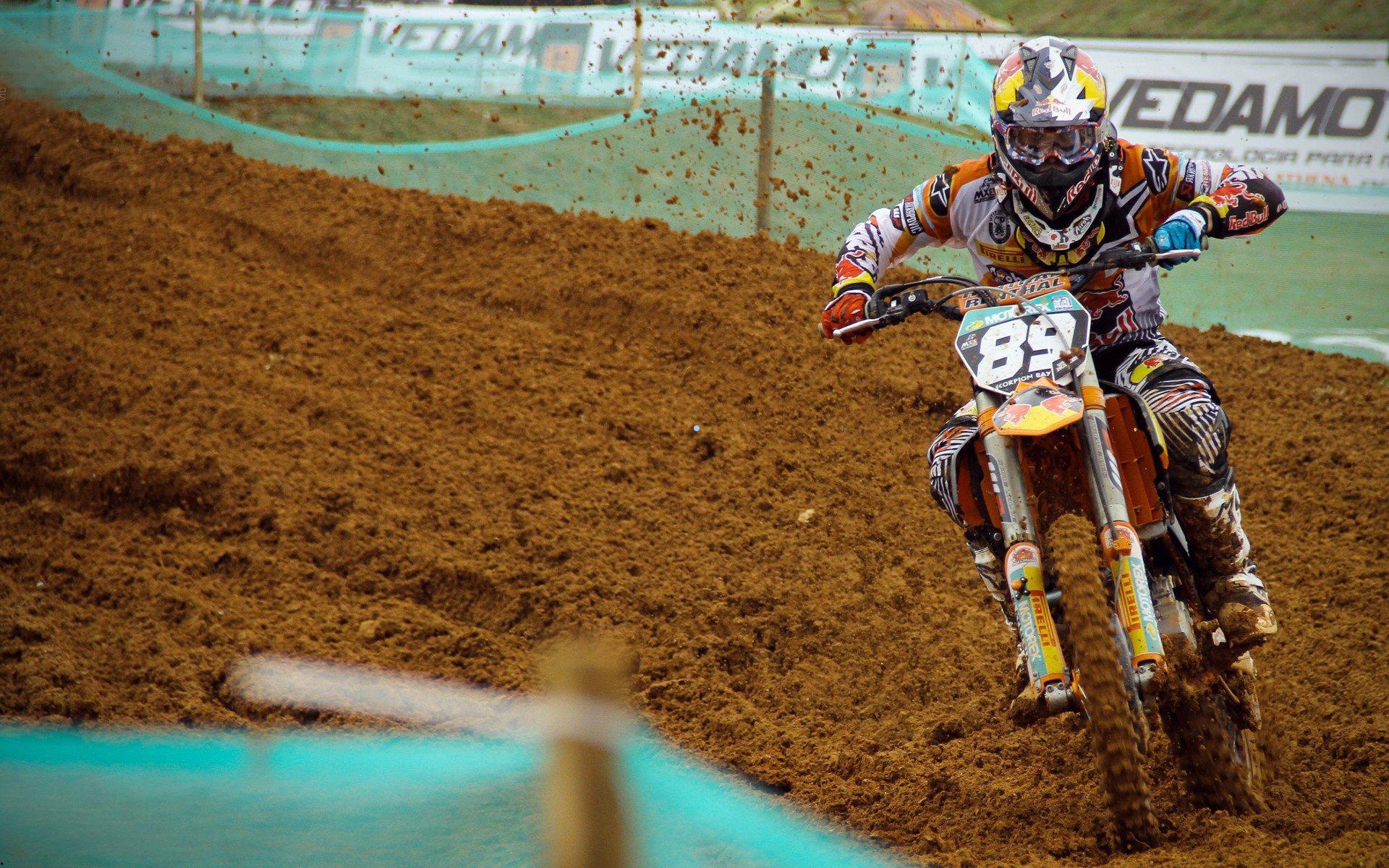 热刺即将官方宣布索萨加盟,新援有望亮相对阵伯恩利一役